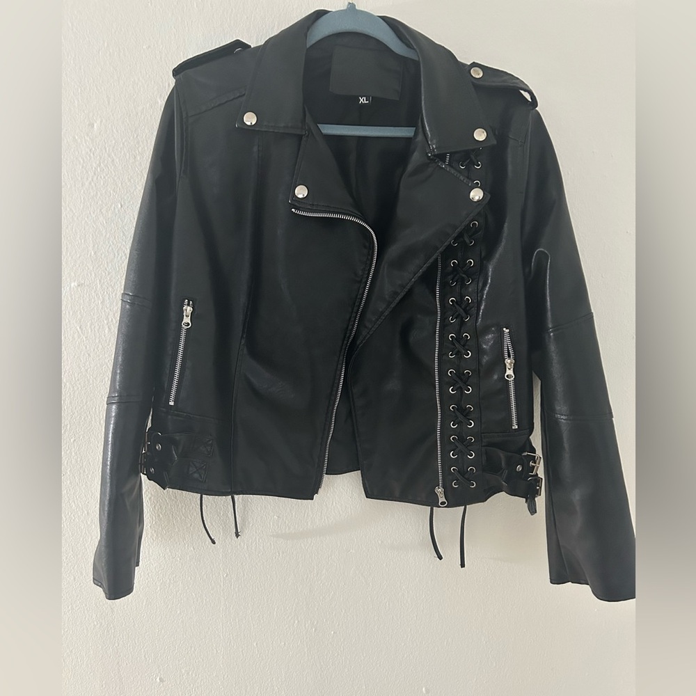 Women’s Pu Leather jacket
